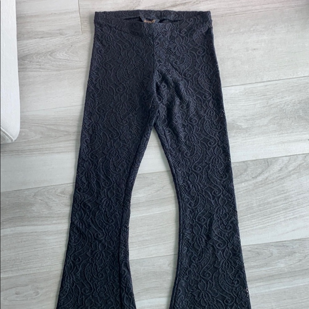 Kova & T black lace bell bottom pants xs